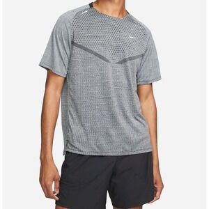 NIKE Dri-Fit ADV Techknit Ultra Running Shirt Gray Men's S *NEW* DM4753-084‎ $80